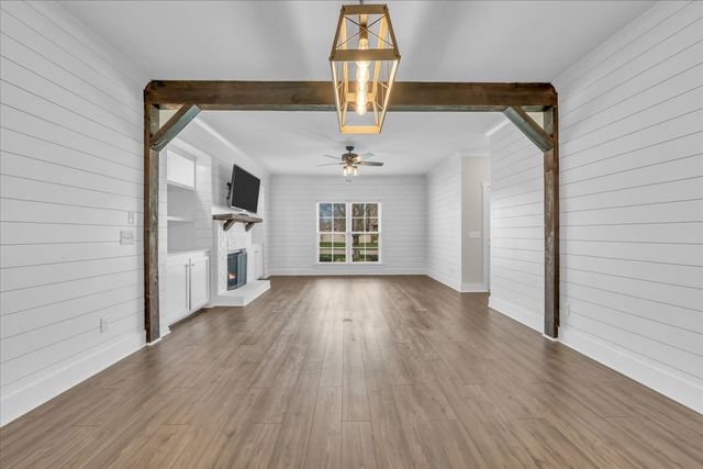 188 Bluegrass Road, Manchester, TN 37355