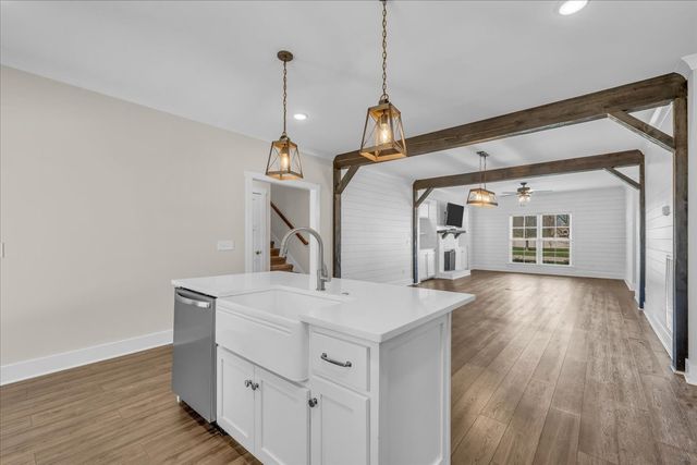 188 Bluegrass Road, Manchester, TN 37355