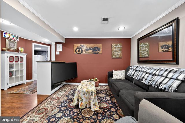 44 EDISON RD, Cherry Hill, NJ 08034