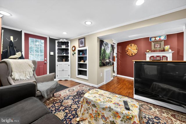 44 EDISON RD, Cherry Hill, NJ 08034