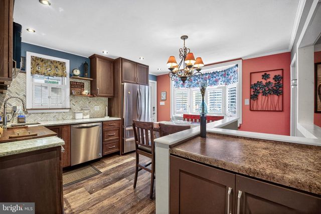44 EDISON RD, Cherry Hill, NJ 08034