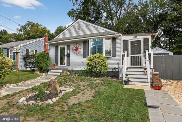 44 EDISON RD, Cherry Hill, NJ 08034