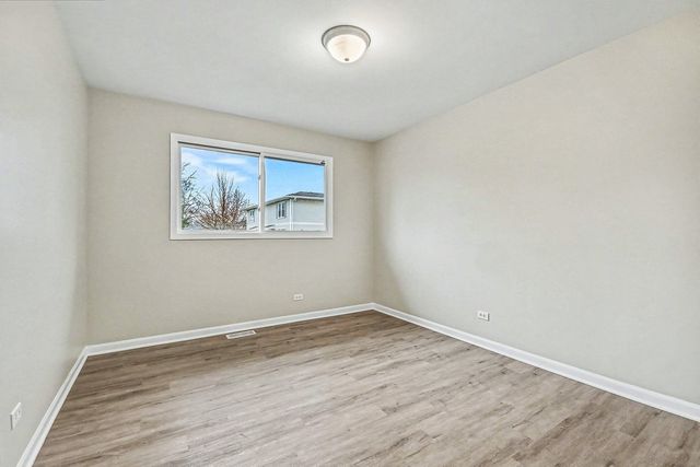 5219 Laramie Court, Oak Forest, IL 60452