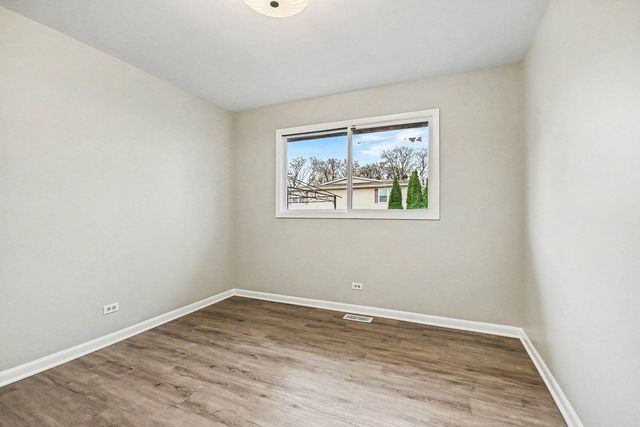 5219 Laramie Court, Oak Forest, IL 60452