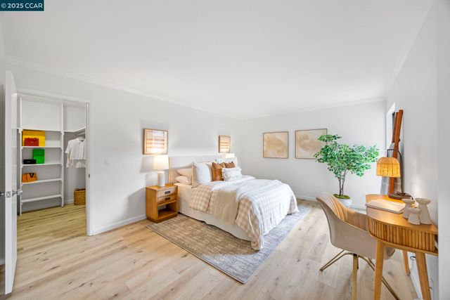 4 Commodore Drive D335, Emeryville, CA 94608