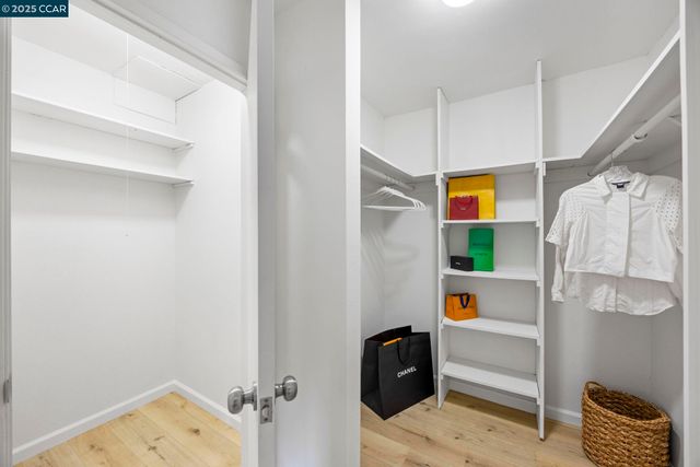 4 Commodore Drive D335, Emeryville, CA 94608