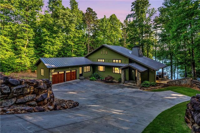 304 Trottingwolf Trail, Sunset, SC 29685