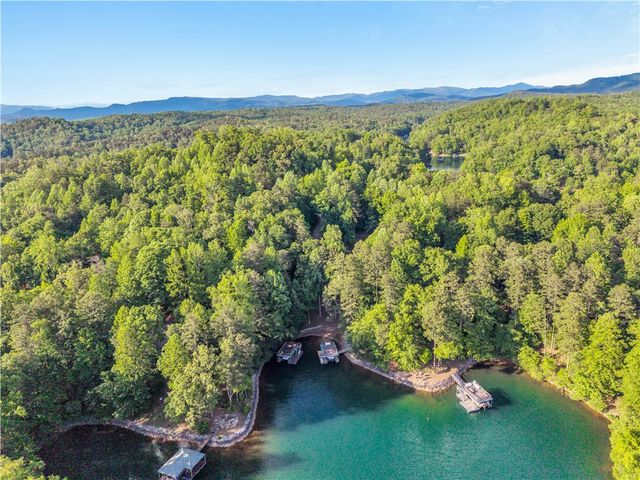 304 Trottingwolf Trail, Sunset, SC 29685