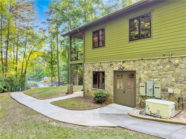 304 Trottingwolf Trail, Sunset, SC 29685
