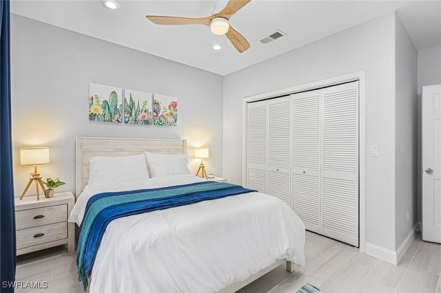 794 95th AVE N, Naples, FL 34108