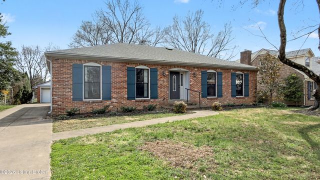 1304 Holsworth Ln, Louisville, KY 40222