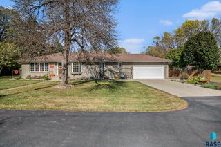 47852 273rd St Street, Harrisburg, SD 57032