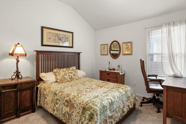 128 Riverhill DR, Georgetown, TX 78628