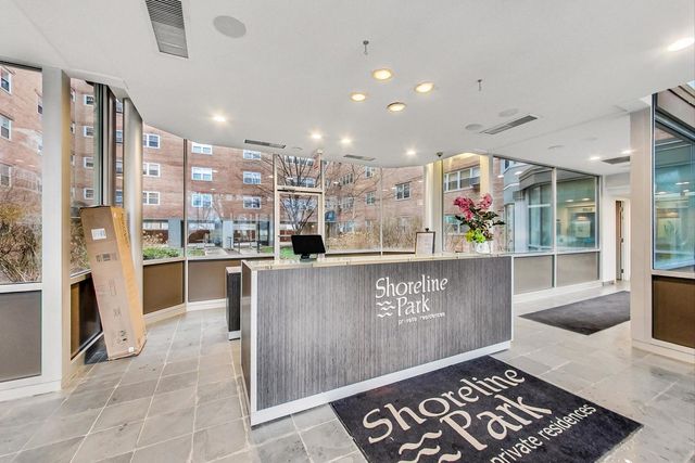 4950 N Marine Drive 1402, Chicago, IL 60640
