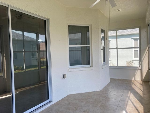 11204 CLEAR OAK CIRCLE, New Port Richey, FL 34654