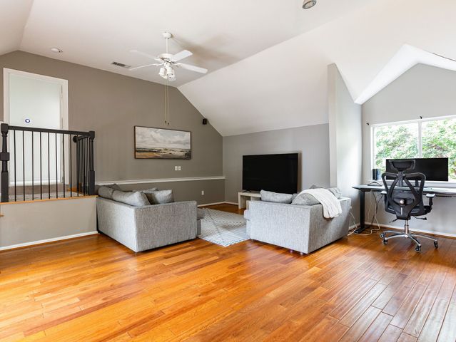 5832 Forest Bend Place, Fort Worth, TX 76112