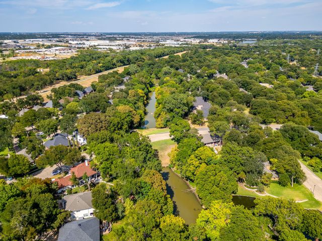 5832 Forest Bend Place, Fort Worth, TX 76112