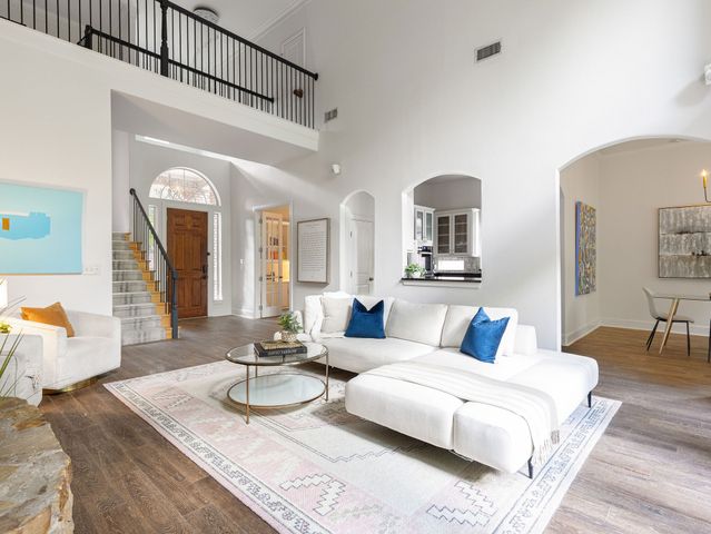 5832 Forest Bend Place, Fort Worth, TX 76112