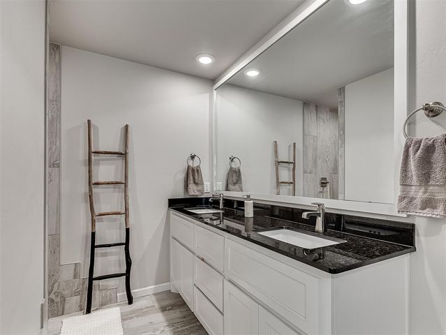 624 Dardanelle Pass, Edmond, OK 73025