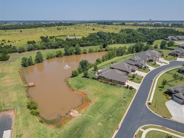 624 Dardanelle Pass, Edmond, OK 73025