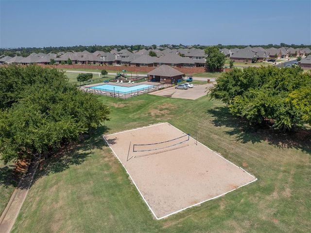 624 Dardanelle Pass, Edmond, OK 73025
