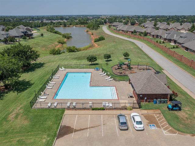 624 Dardanelle Pass, Edmond, OK 73025