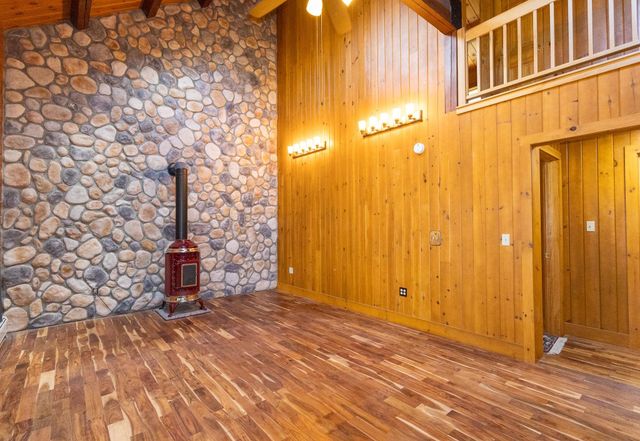 1209 Wildlife Road, Hartford, VT 05001