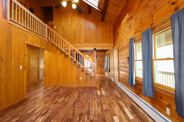 1209 Wildlife Road, Hartford, VT 05001