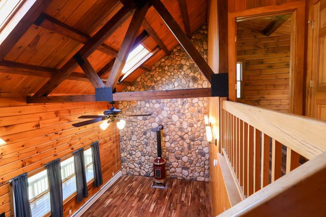 1209 Wildlife Road, Hartford, VT 05001