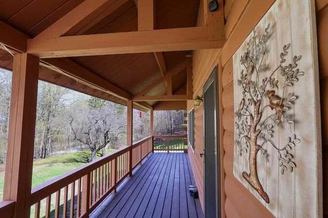 1209 Wildlife Road, Hartford, VT 05001