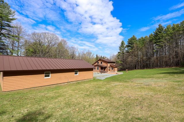 1209 Wildlife Road, Hartford, VT 05001