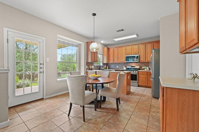 10701 Beard Ave, Austin, TX 78748