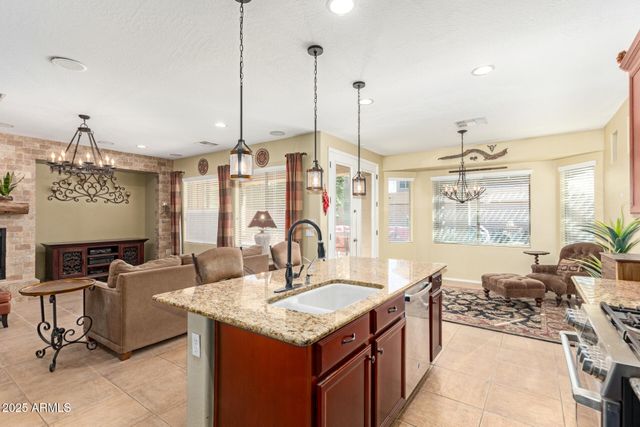 11441 E SONRISA Avenue, Mesa, AZ 85212