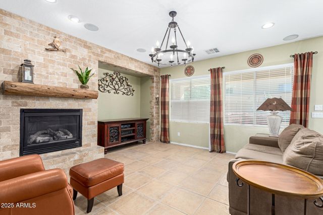 11441 E SONRISA Avenue, Mesa, AZ 85212