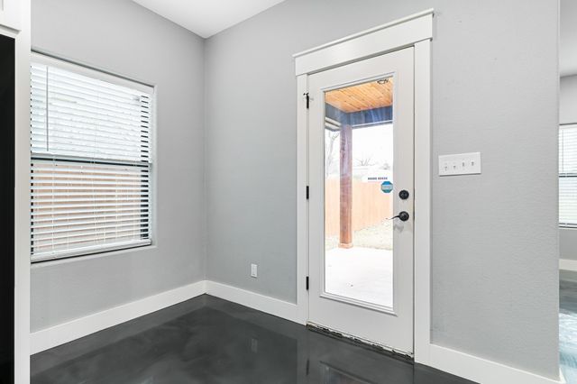 1029 W Hull Street, Denison, TX 75020