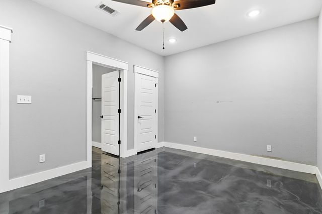 1029 W Hull Street, Denison, TX 75020