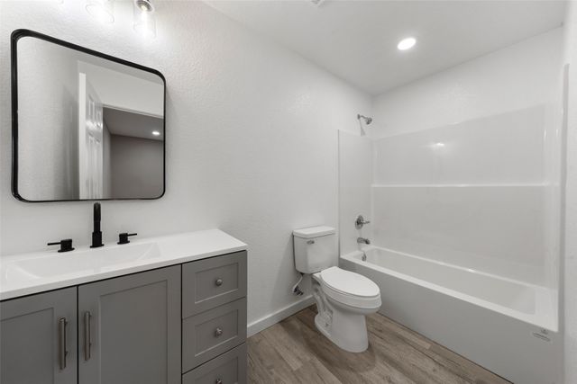 1909 Sanger Avenue, Waco, TX 76707