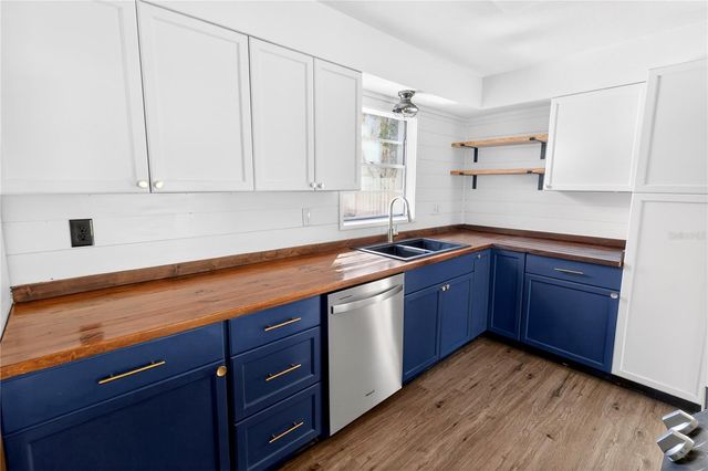 3321 NW 28TH PLACE, Gainesville, FL 32605