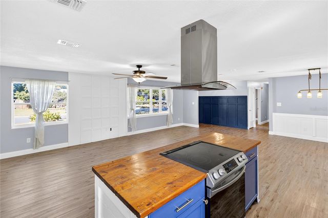 3321 NW 28TH PLACE, Gainesville, FL 32605