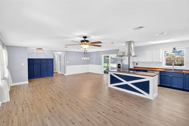 3321 NW 28TH PLACE, Gainesville, FL 32605