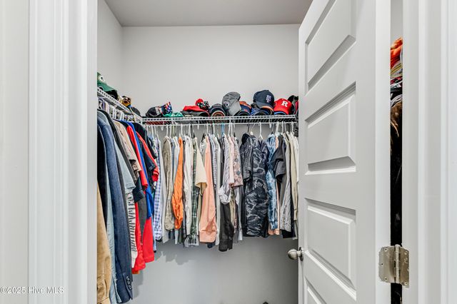 2049 Wild Indigo Circle NW, Calabash, NC 28467