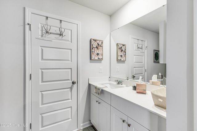 2049 Wild Indigo Circle NW, Calabash, NC 28467