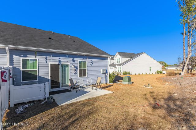 2049 Wild Indigo Circle NW, Calabash, NC 28467