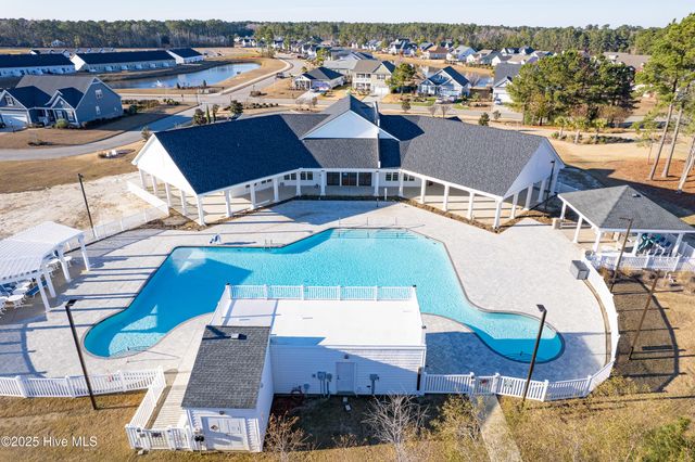 2049 Wild Indigo Circle NW, Calabash, NC 28467