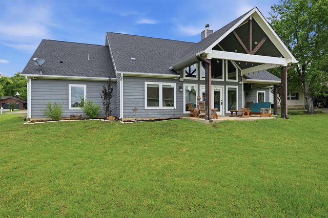 206 Modoc Trail, Lake Kiowa, TX 76240