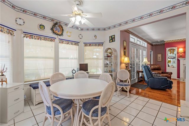 628 Mission View Court, New Braunfels, TX 78130