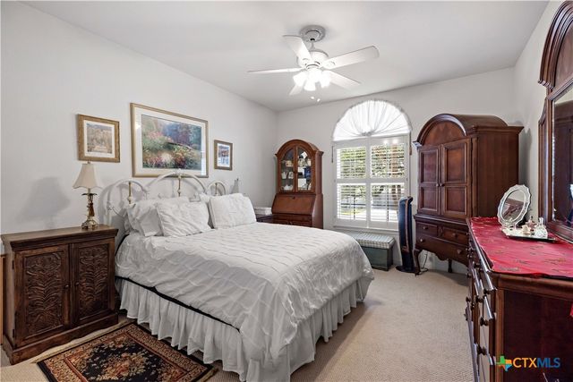 628 Mission View Court, New Braunfels, TX 78130