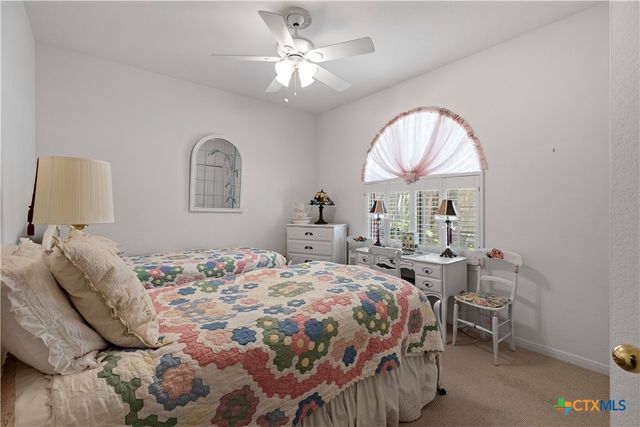 628 Mission View Court, New Braunfels, TX 78130