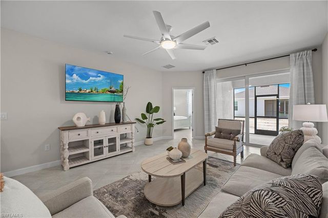 18763 Copperhead CT N, Lehigh Acres, FL 33936