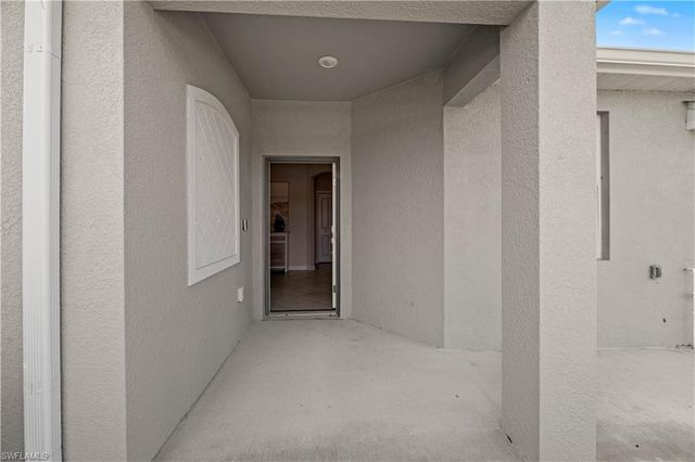 18763 Copperhead CT N, Lehigh Acres, FL 33936